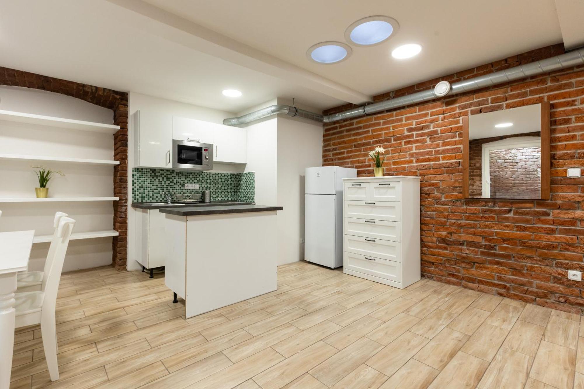 Spacious Apartment In Quiet Courtyard Near Charles Bridge Praga Exterior foto